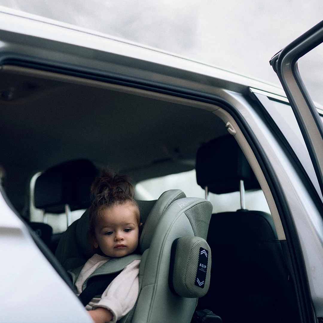 Axkid Minikid 4 Max Car Seat - Arctic Mist Grey - Image 6