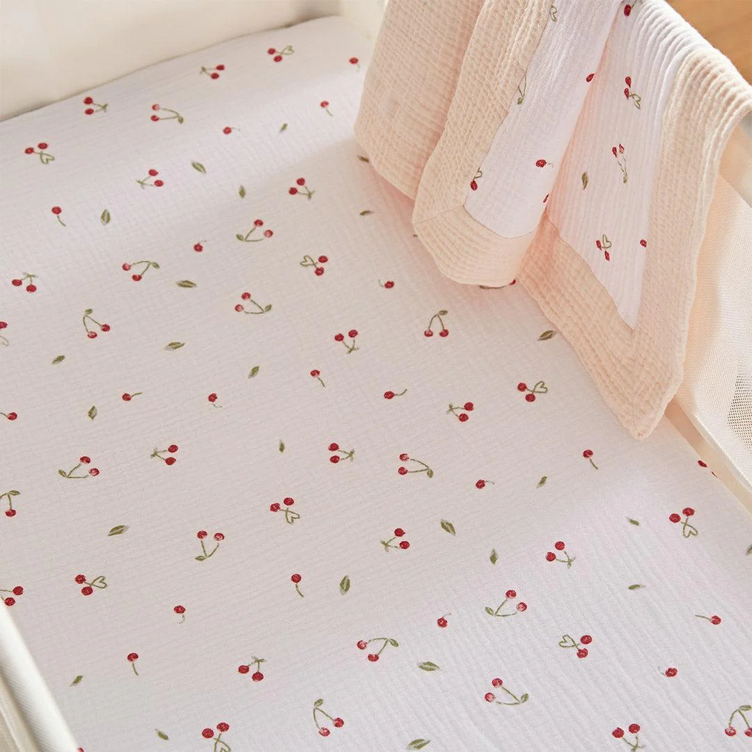 CuddleCo Universal Crib/ Co Sleeper Sheets 2pk - Ditsy Cherry - Image 2