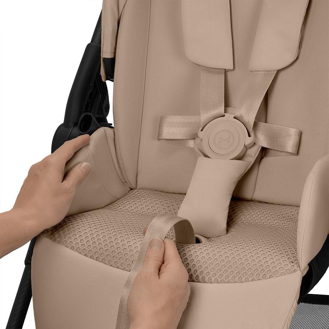 CYBEX Melio Carbon Pushchair - Almond Beige - Image 3