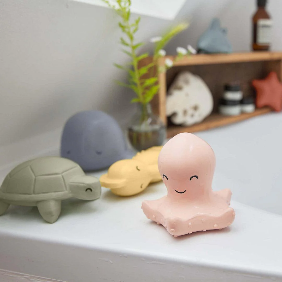 Lassig Natural Rubber Bath Toy - Octopus - Image 2