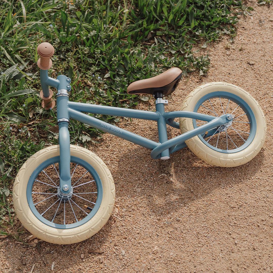Little Dutch Balance Bike - Blue - Image 9