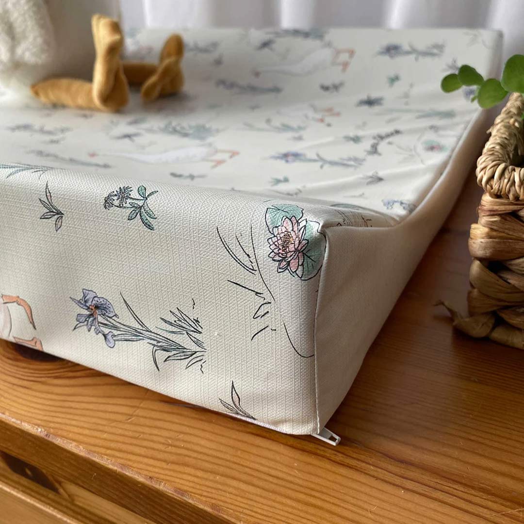 Mama Shack Anti Roll Changing Mat - Goose & The Ladybird - Image 4