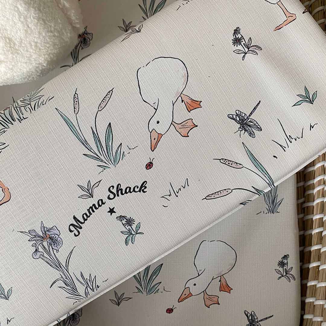 Mama Shack Travel Mat - Goose & the Ladybird - Image 3