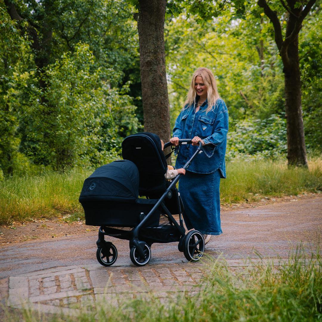 Outlet - CYBEX e-Gazelle S Pushchair - Moon Black - Image 2