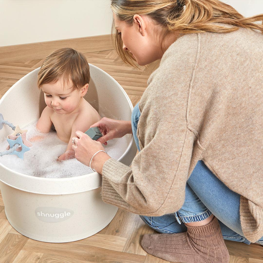 Shnuggle ECO Collection Toddler Bath - Cookies & Cream - Image 6
