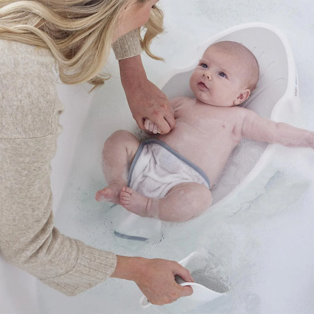 Shnuggle Newborn Support - White/Grey - Image 2