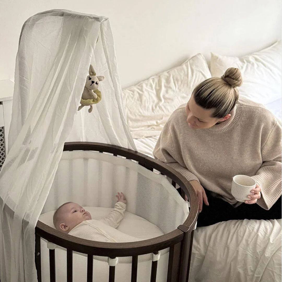 Stokke Sleepi V3 Mini Crib - Warm Brown - Image 2
