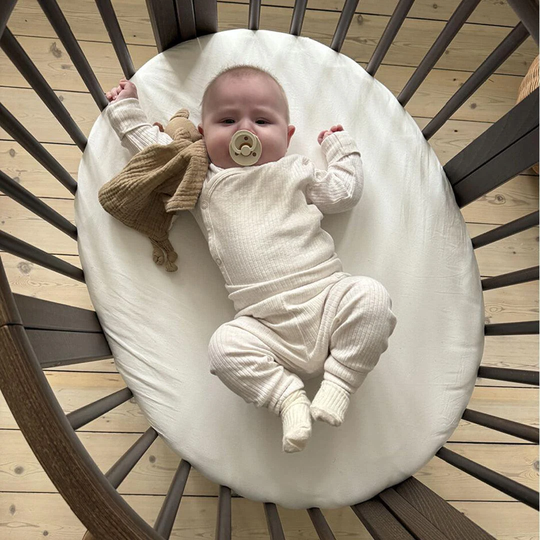 Stokke Sleepi V3 Mini Crib - Warm Brown - Image 4
