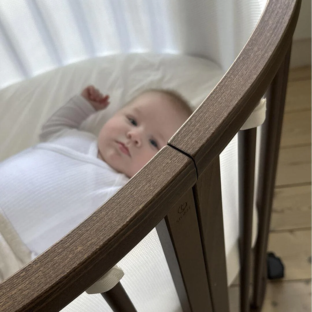 Stokke Sleepi V3 Mini Crib - Warm Brown - Image 6