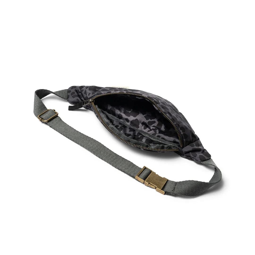 Studio Noos Antra Leopard Puffy Mini Fanny Pack - Dark Grey - Image 3