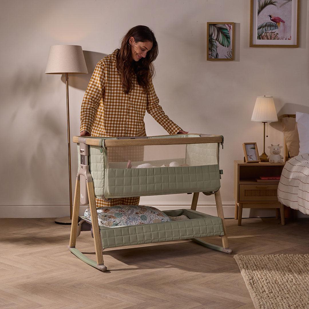 Tutti Bambini Cozee Sense Bedside Crib - Toasted Oak / Sand - Image 3