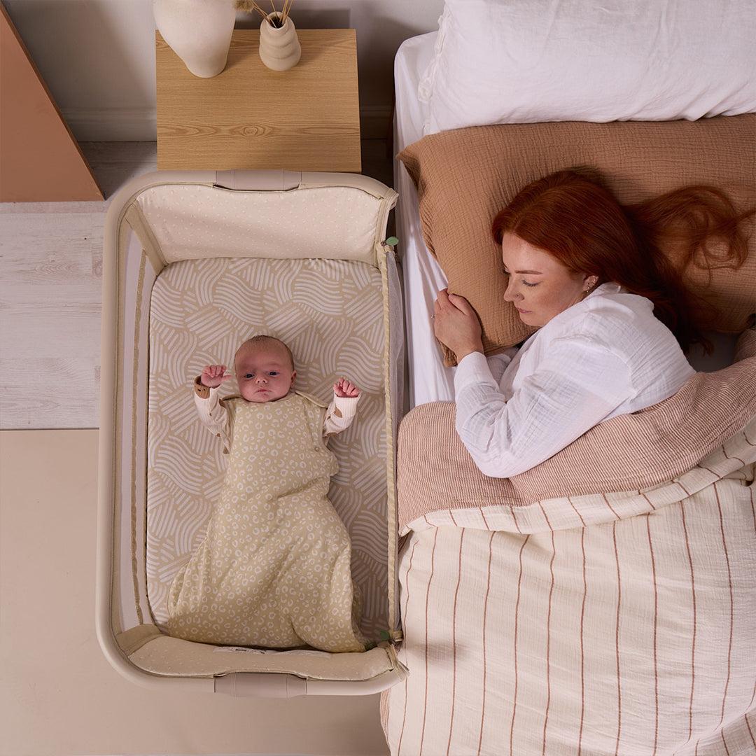 Tutti Bambini Cozee Zen Bedside Crib - Sand - Image 3
