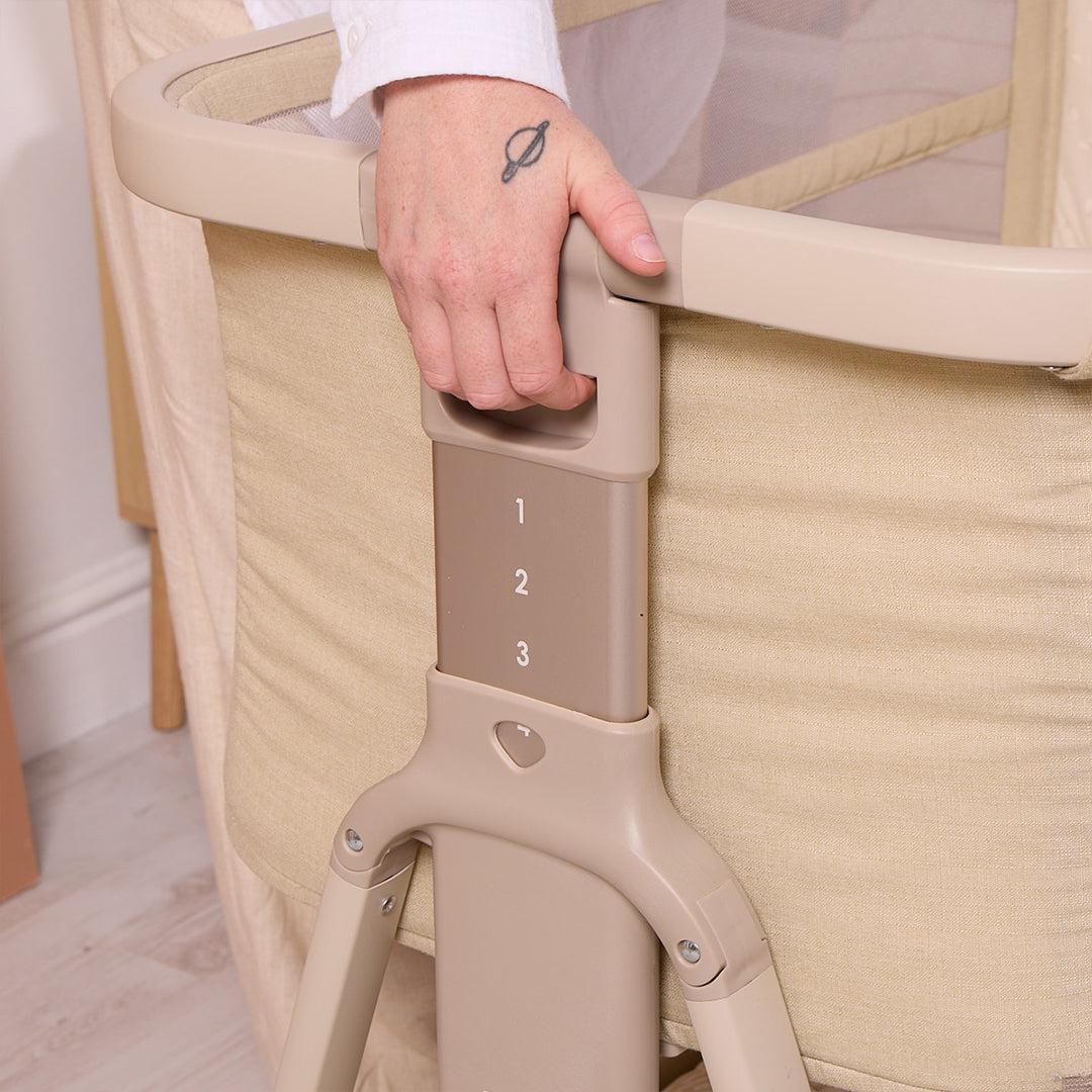 Tutti Bambini Cozee Zen Bedside Crib - Sand - Image 4