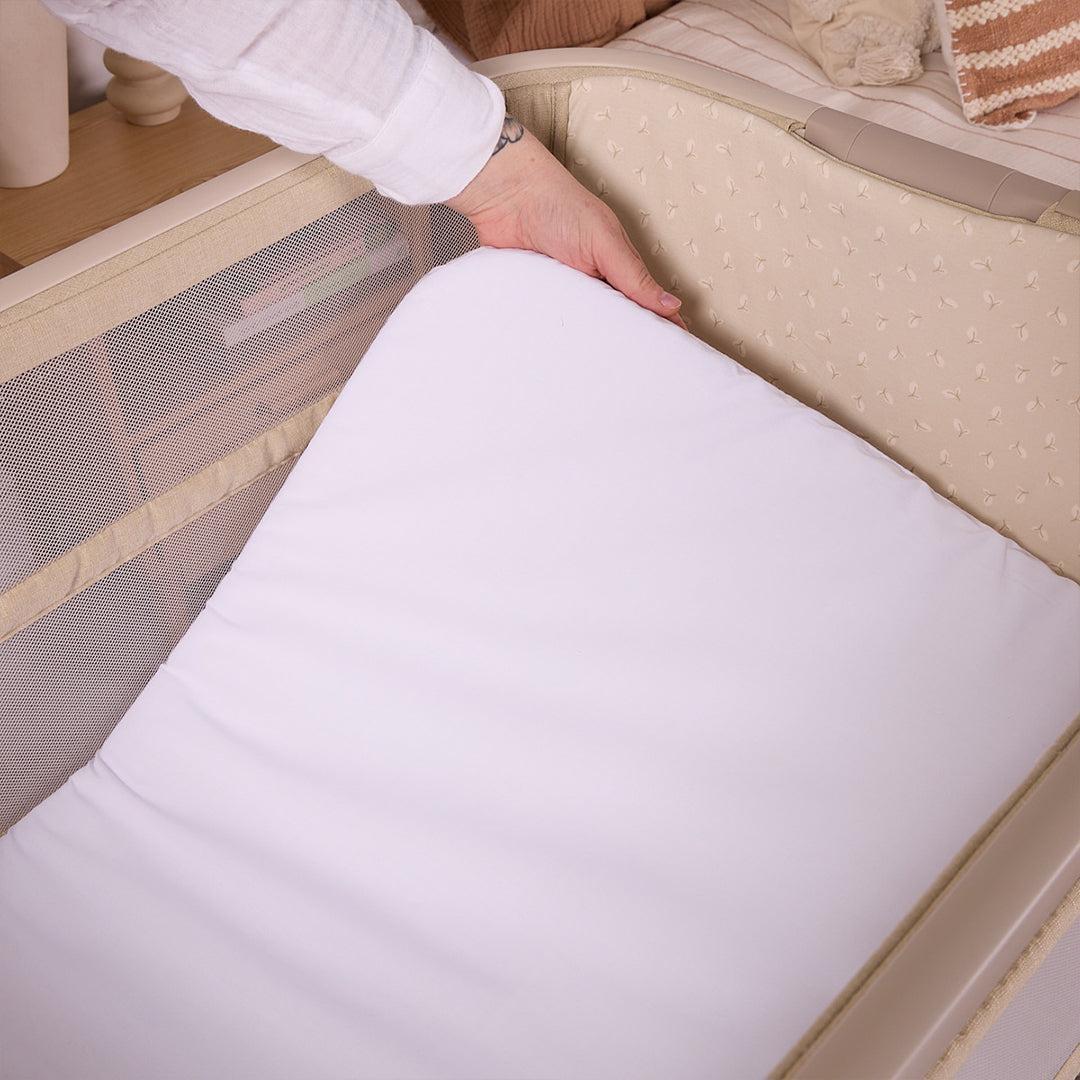 Tutti Bambini Cozee Zen Bedside Crib - Sand - Image 7